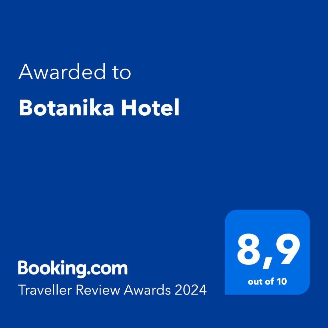 Botanika Hotel Бужумбура Екстериор снимка